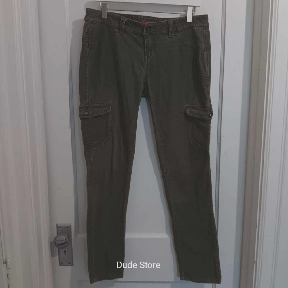 UnionBay Women's Size 15 Olive Green Stretch Corduroy - Cotton & Spandex